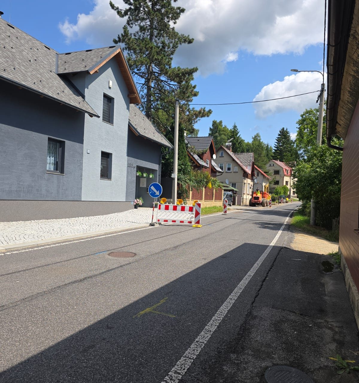 Fasáda rodinného domu — pohled z ulice